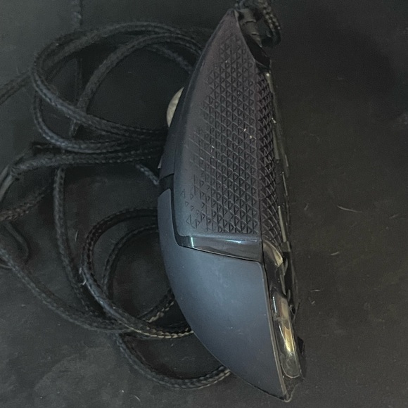 Logitech G502 Wired Gaming Mouse - Picture 4 of 4